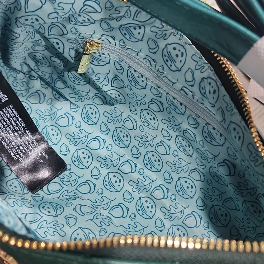 Disney Loungefly Chip & Dale Crossbody Purse - Picture 6 of 7